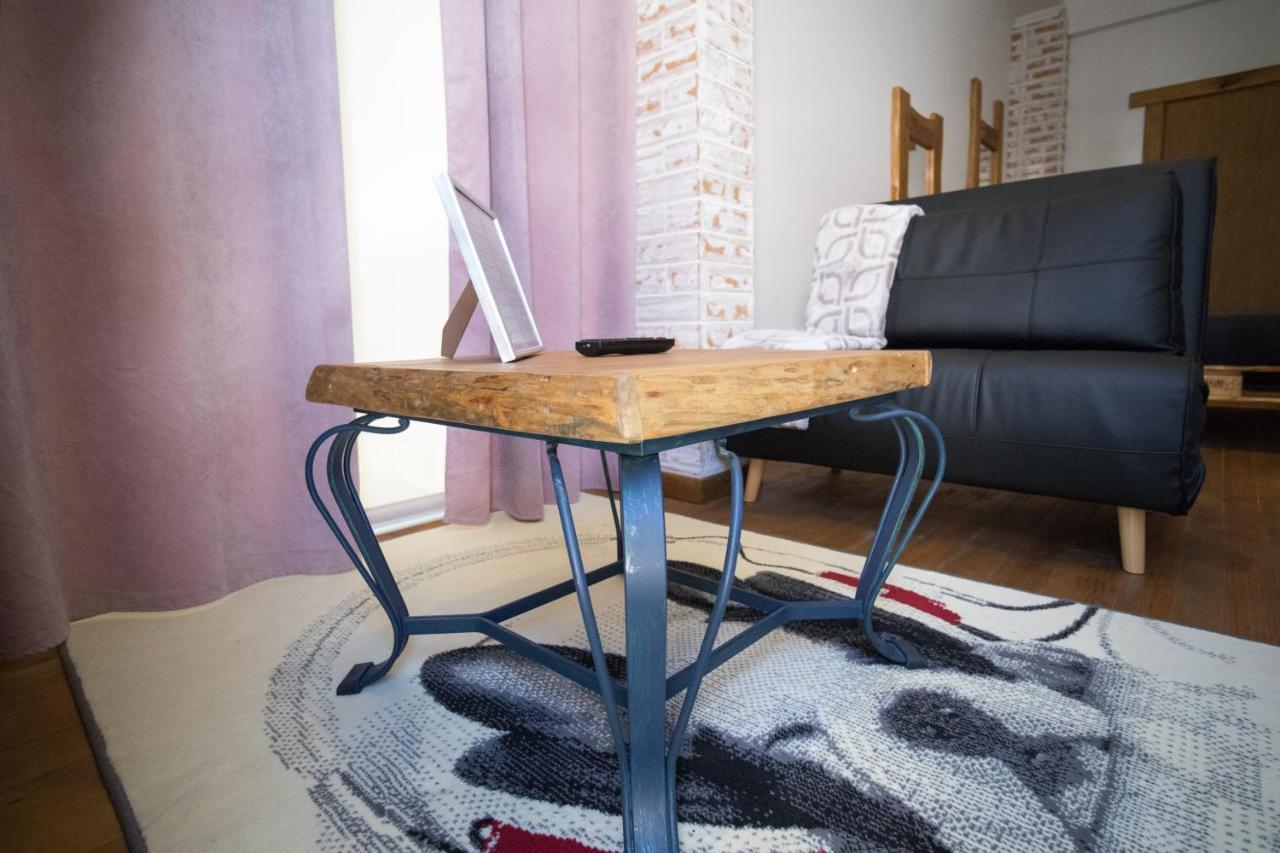 Modern & Recycled Guest House Машику Екстериор снимка