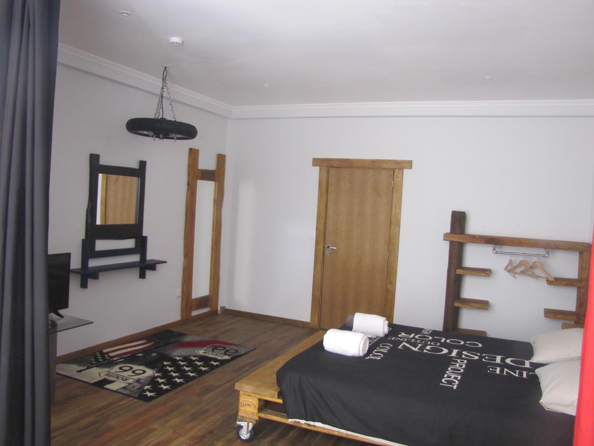 Modern & Recycled Guest House Машику Екстериор снимка