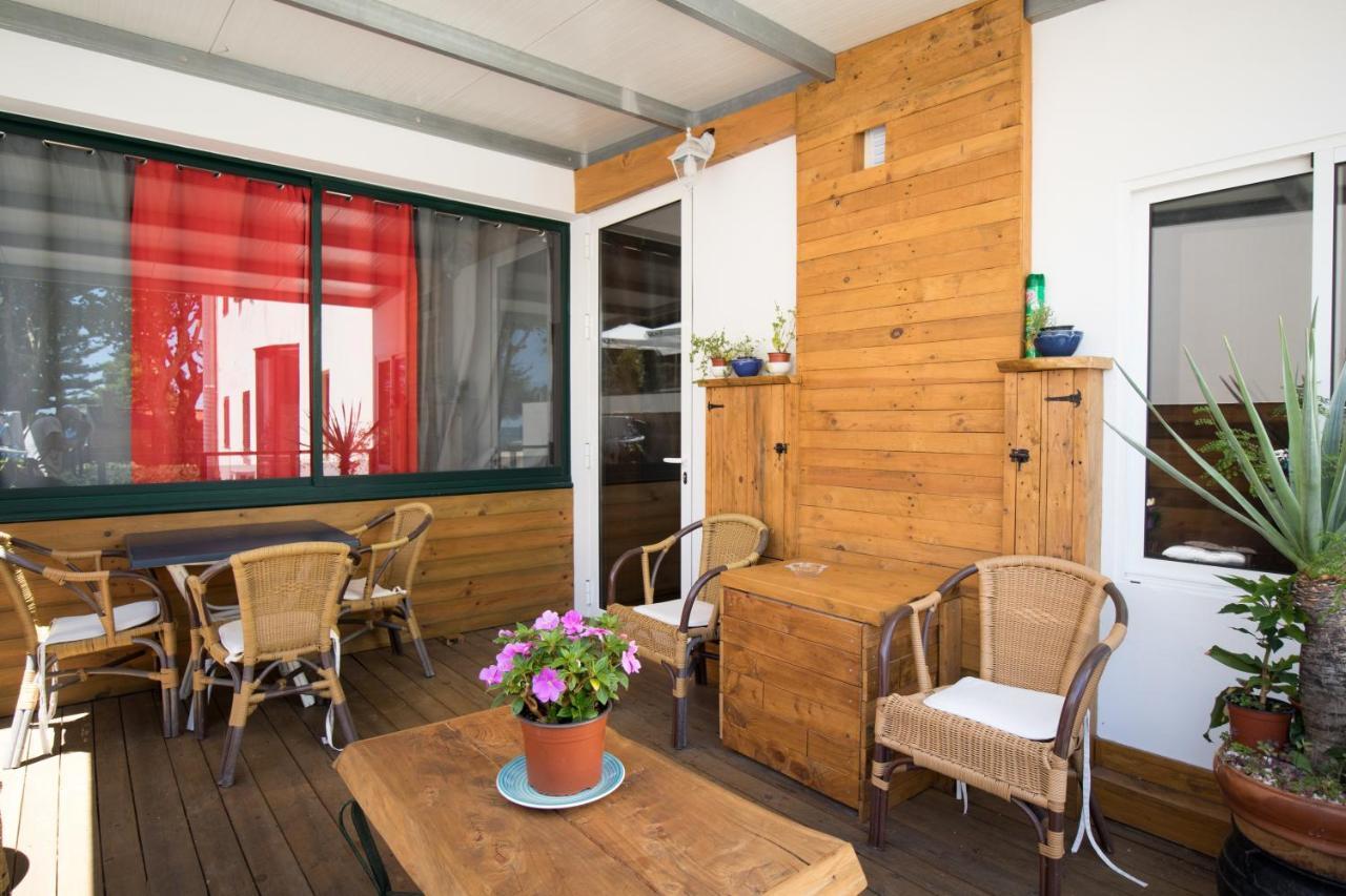 Modern & Recycled Guest House Машику Екстериор снимка
